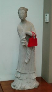 NMS-Scuplture Show-Lady-02-LRes