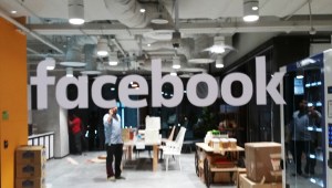 FB-Justin Lee-2015 Aug-01a